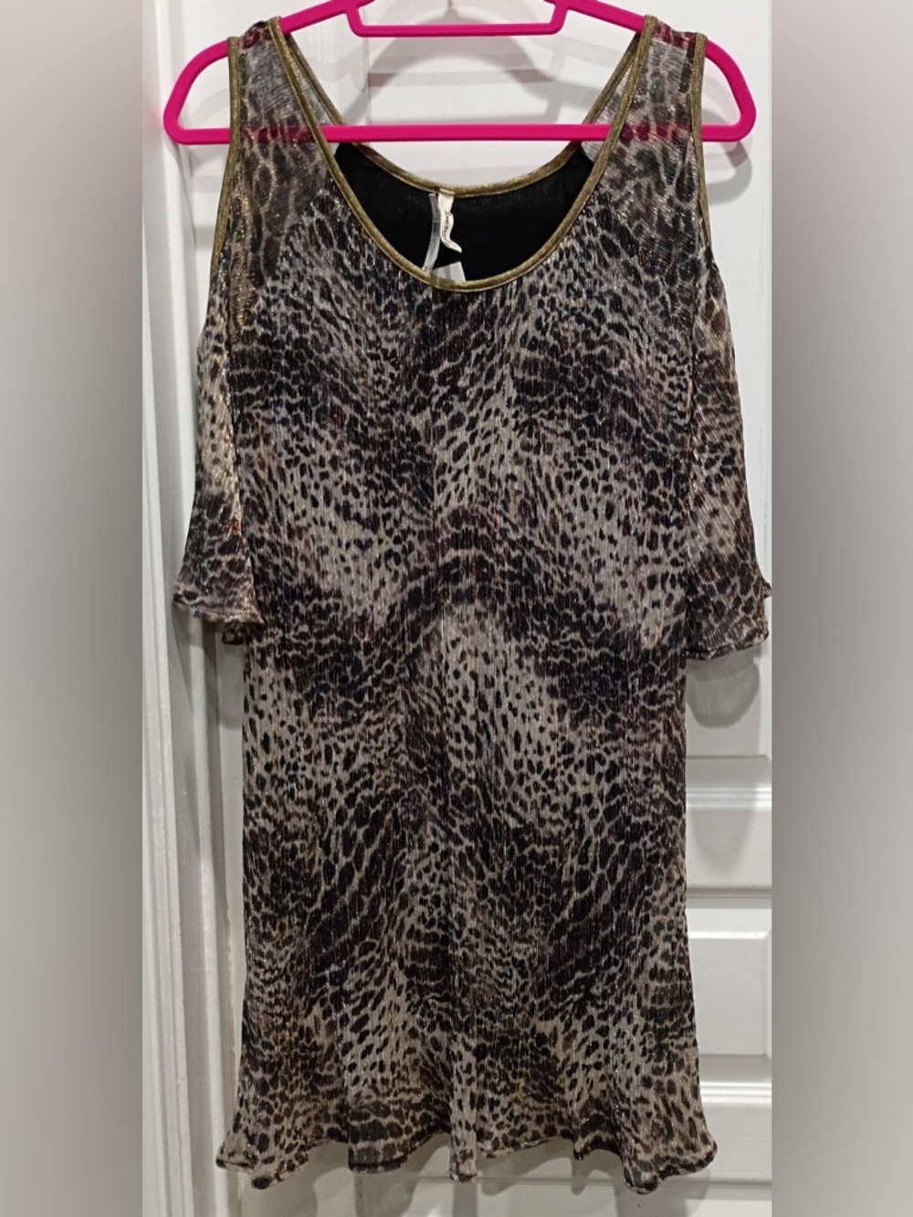 Lovemarks Women’s Small Cold Shoulder 
Dress